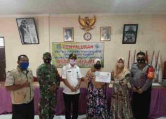 196 KK Di Desa Selapajang Cisoka Terima Bantuan BLTD